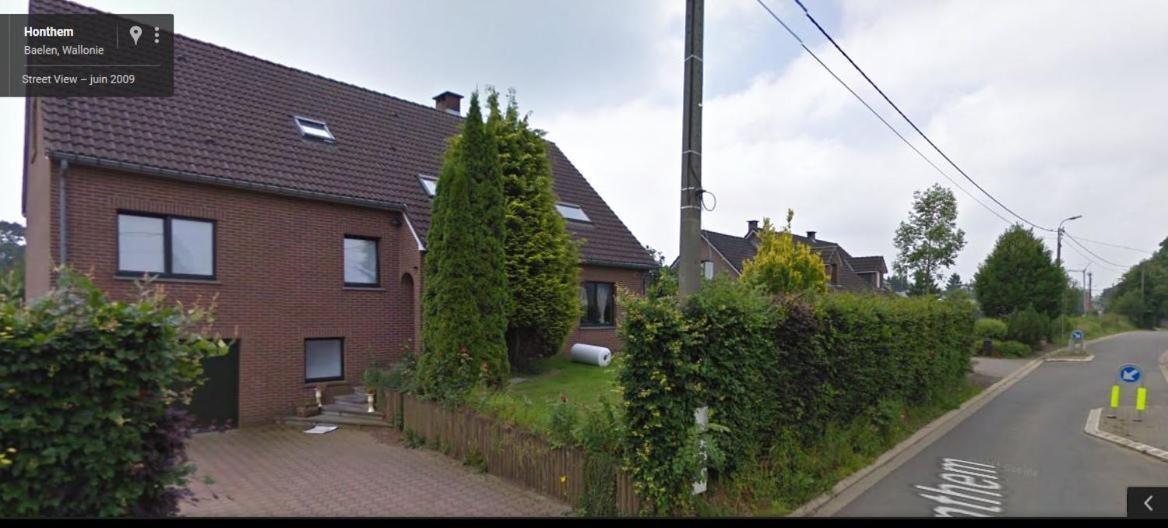 L'Appartement & Dortoir Chez Jean-Luc Baelen Exteriör bild