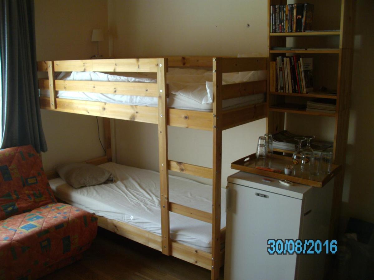 L'Appartement & Dortoir Chez Jean-Luc Baelen Exteriör bild